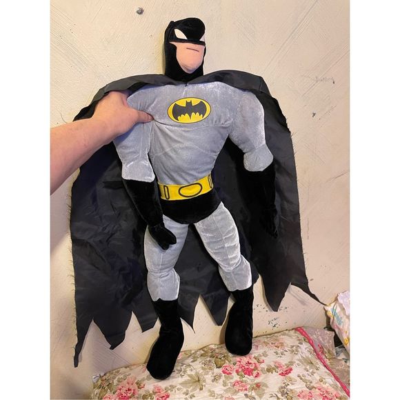 Nanco DC Comics 32” BATMAN Super Hero Plush Stuffed Doll Toy w/ Cape - Picture 4 of 11